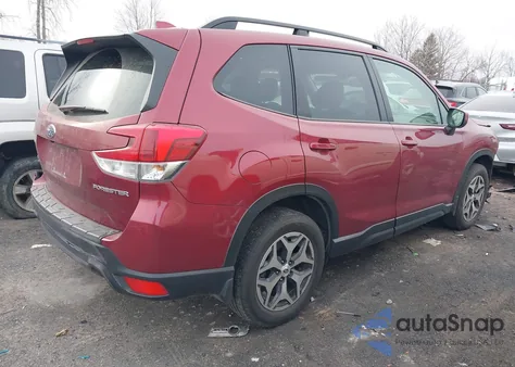2019 Subaru Forester Premium z USA, uszkodzony, nr VIN JF2SKAGC5KH527790